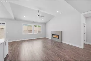 35541 Valley View Dr, Saint Helens, OR 97051 - Photo 16