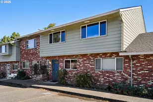 1302 NE Hogan Dr, Gresham, OR 97030 - Photo 2