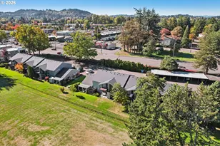 1302 NE Hogan Dr, Gresham, OR 97030 - Photo 42