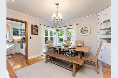 471 Montgomery St, Woodburn, OR 97071 - Photo 8