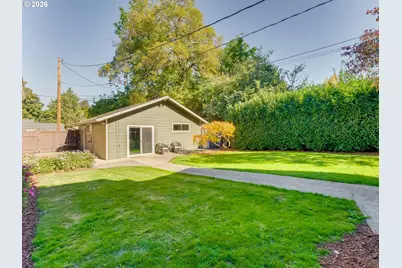 471 Montgomery St, Woodburn, OR 97071 - Photo 40
