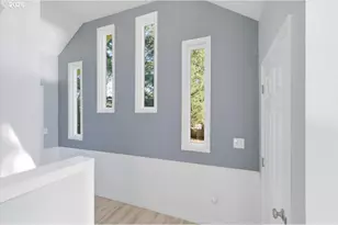 28484 Santiam Hwy, Sweet Home, OR 97386 - Photo 24