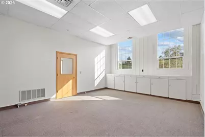 721 SE 3rd St, Pendleton, OR 97801 - Photo 14