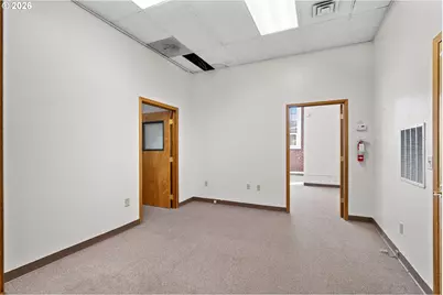 721 SE 3rd St, Pendleton, OR 97801 - Photo 10