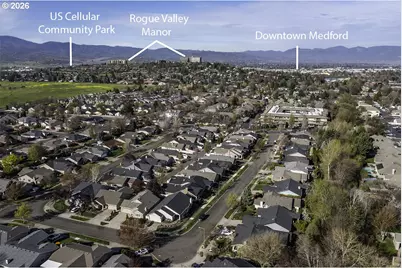 3350 Edgewater Dr, Medford, OR 97504 - Photo 4