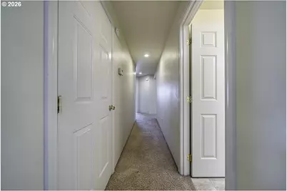 3350 Edgewater Dr, Medford, OR 97504 - Photo 26
