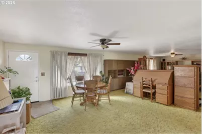 260 S 5th St, Saint Helens, OR 97051 - Photo 8