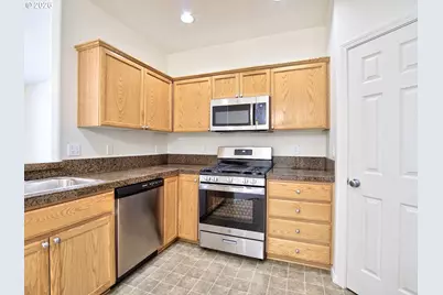 17072 SW Rockridge Ct, Beaverton, OR 97003 - Photo 12