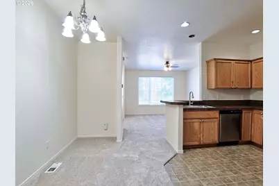 17072 SW Rockridge Ct, Beaverton, OR 97003 - Photo 16