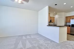 17072 SW Rockridge Ct, Beaverton, OR 97003 - Photo 4