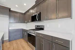 370 SE Shetterly Dr, Dallas, OR 97338 - Photo 6