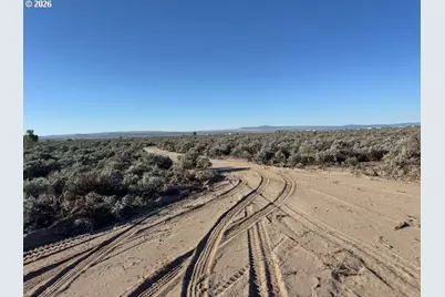 Bark Loop #3000, Silver Lake, OR 97638 - Photo 2