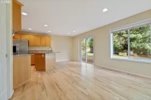 2708 N Main St, Newberg, OR 97132 - Photo 8