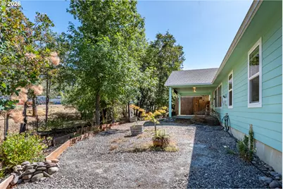 1480 W Tarragon Dr, Roseburg, OR 97471 - Photo 44