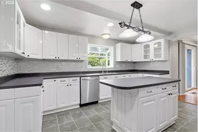608 NE 124th Ave, Vancouver, WA 98684 - Photo 4