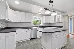 608 NE 124th Ave, Vancouver, WA 98684 - Photo 4