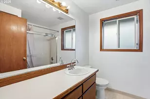 4724 SE Powell Valley Rd, Gresham, OR 97080 - Photo 18