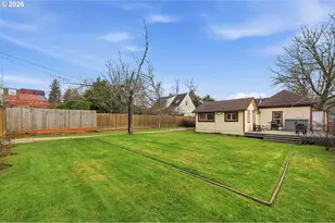 2042 Onyx St, Eugene, OR 97403 - Photo 36