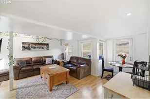 2042 Onyx St, Eugene, OR 97403 - Photo 8