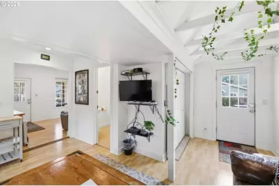 2042 Onyx St, Eugene, OR 97403 - Photo 10