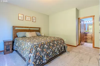 25125 SE Lamar Ln, Eagle Creek, OR 97022 - Photo 30