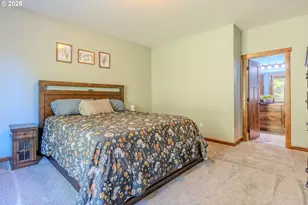 25125 SE Lamar Ln, Eagle Creek, OR 97022 - Photo 30