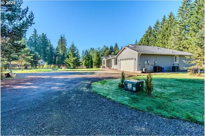 25125 SE Lamar Ln, Eagle Creek, OR 97022 - Photo 6