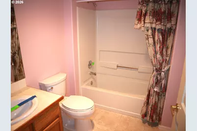 15530 NE Knott St #30, Portland, OR 97230 - Photo 12