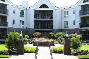 15530 NE Knott St, Portland, OR 97230 - Photo 2