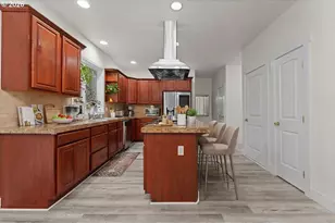 5022 SE 141st Pl, Portland, OR 97236 - Photo 16