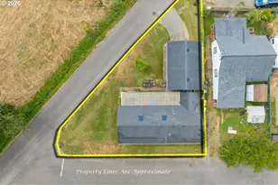 724 Laurel Ave, Reedsport, OR 97467 - Photo 10