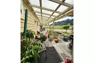 724 Laurel Ave, Reedsport, OR 97467 - Photo 16