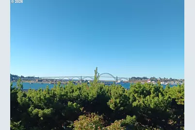 1000 SE Bay Blvd #J-427, Newport, OR 97365 - Photo 4