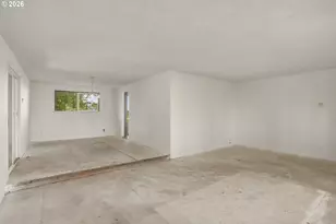 5778 Royal Ave, Eugene, OR 97402 - Photo 8
