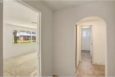 5778 Royal Ave, Eugene, OR 97402 - Photo 14