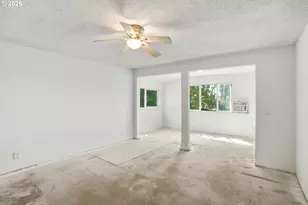 5778 Royal Ave, Eugene, OR 97402 - Photo 22