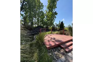 5778 Royal Ave, Eugene, OR 97402 - Photo 36