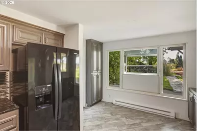 5778 Royal Ave, Eugene, OR 97402 - Photo 12