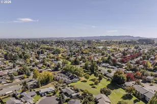 530 SW Ponderosa Ct, McMinnville, OR 97128 - Photo 34