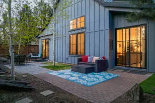1109 N Forest Edge Dr, Sisters, OR 97759 - Photo 4