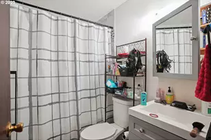 9622 SE Foster Rd, Portland, OR 97266 - Photo 10