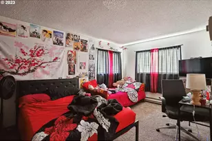 9622 SE Foster Rd, Portland, OR 97266 - Photo 8