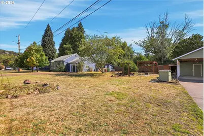 411 NE Yamhill St, Sheridan, OR 97378 - Photo 30