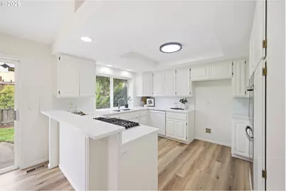 3115 Metolius Dr, Eugene, OR 97408 - Photo 16