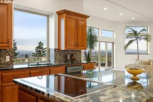 11041 SE Scotts Summit Ct, Happy Valley, OR 97086 - Photo 4