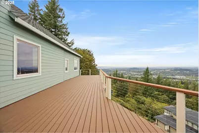 11041 SE Scotts Summit Ct, Happy Valley, OR 97086 - Photo 10