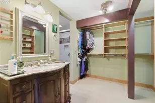 205 S Canby St, Portland, OR 97219 - Photo 26