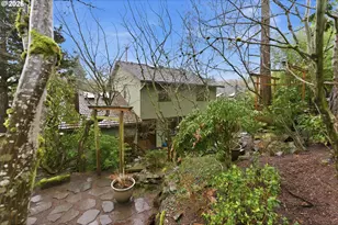 205 S Canby St, Portland, OR 97219 - Photo 40