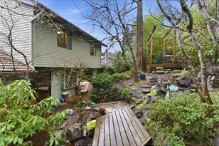 205 S Canby St, Portland, OR 97219 - Photo 44