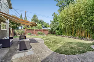 8340 SW 14th Ave, Portland, OR 97219 - Photo 28